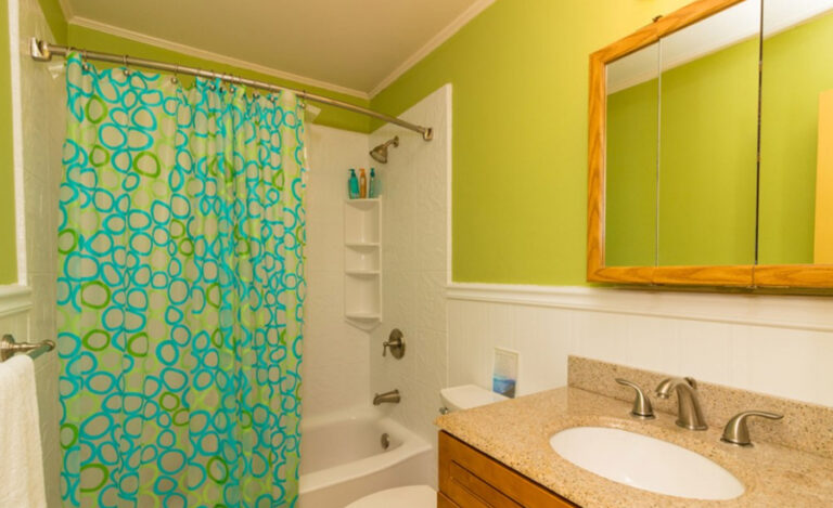 Types of Shower Curtain & How to Choose the Right One For Your Bathroom