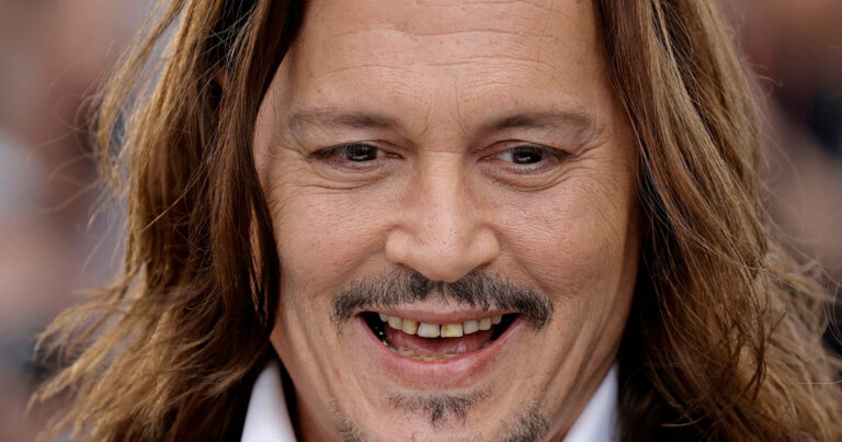 From Pirate to Hollywood Icon: The Fascinating Tale of Johnny Depp Teeth